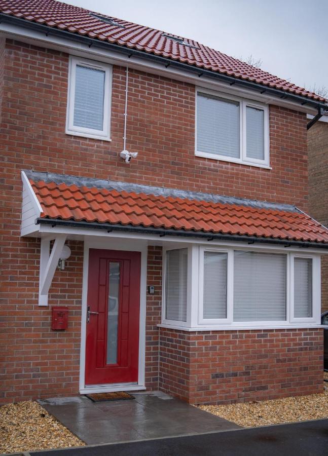 The Red House Modern Stylish Home From Home Walking Distance To Cardiff Bay And City Centre With Parking Esterno foto